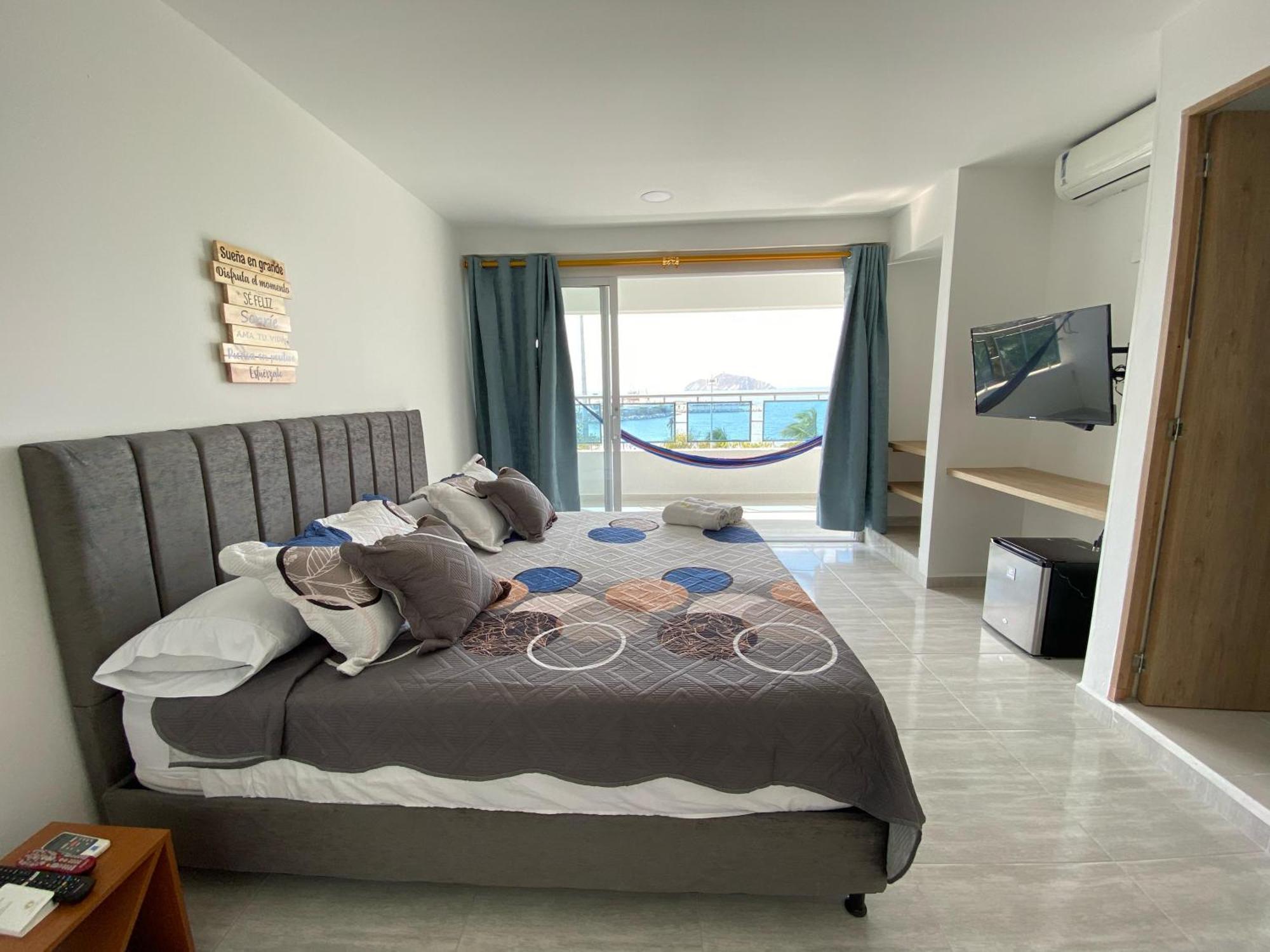 Hotel Sol Inn Santa Marta Exterior photo